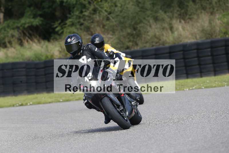 Archiv-2025/42 07.08.2025 Peter Studer Girls Day ADR/Gruppe pink/13